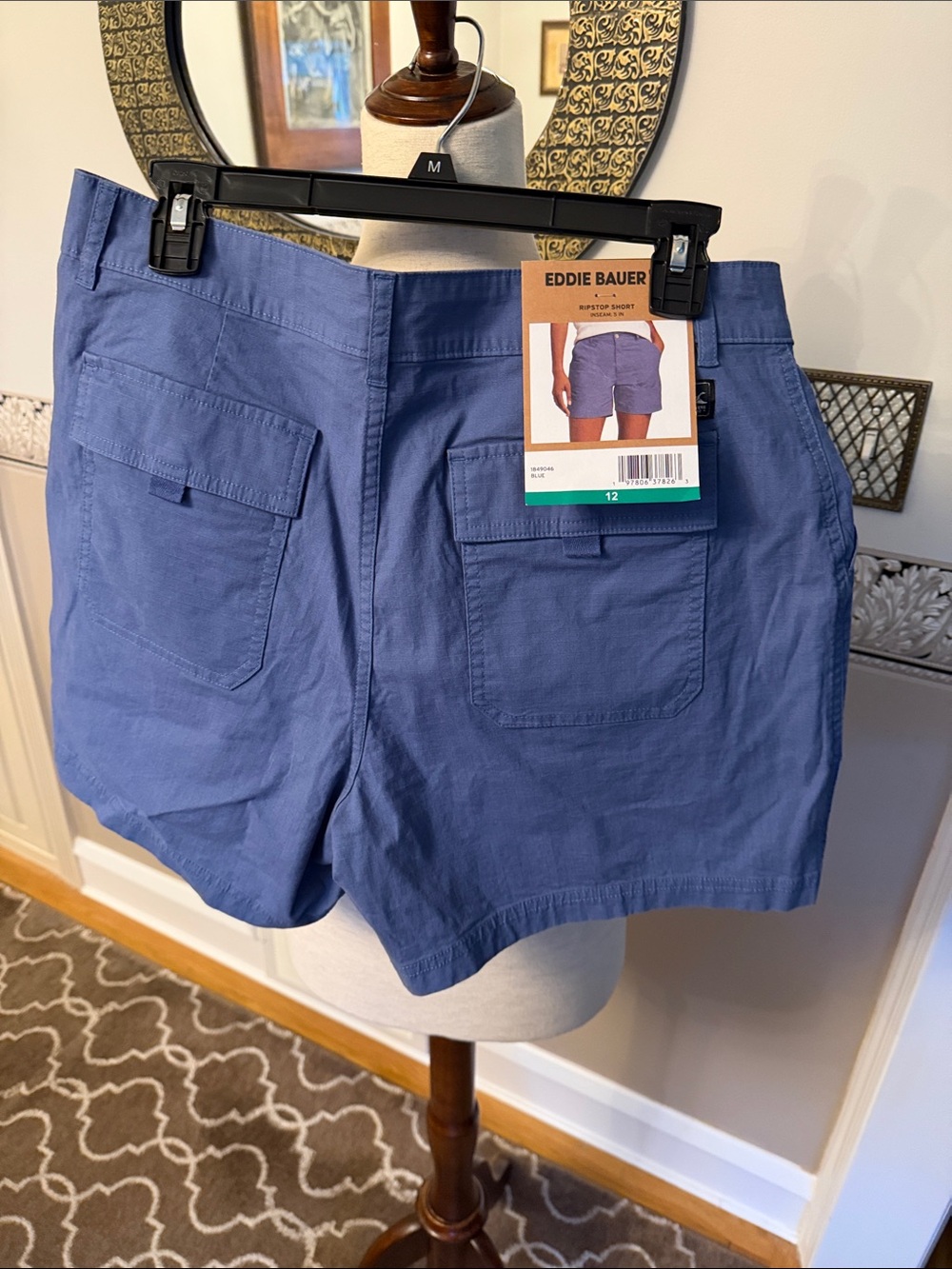 NEWwith tags Eddie Bauer Periwinkle Utility Pocket Shorts size 12